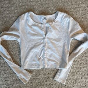 Aritzia Sunday best button up top
